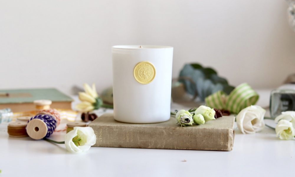 Wellbeing Subscription Box with 20cl Candle Size